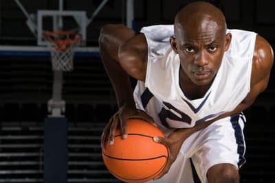 Moda e estilo em 2025: Streetwear, NBA e camisas de basquete