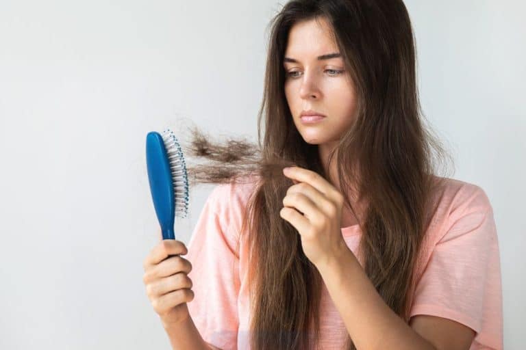 melhores tratamentos para queda de cabelo e saiba como agir