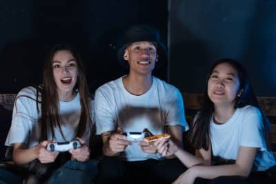 Como configurar controles do Xbox para jogos multijogador