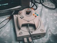Imagen de Por que a SEGA saiu do mercado de consoles? História e consequências